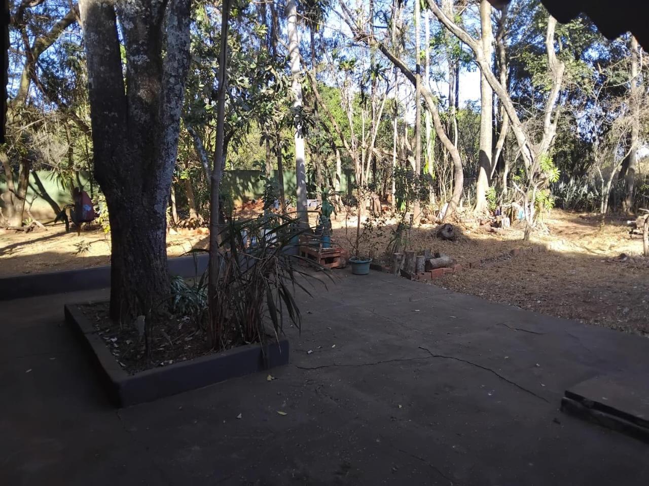Sitio Bemtevi - Jockey Camping - Uberlandia Villa Exterior foto